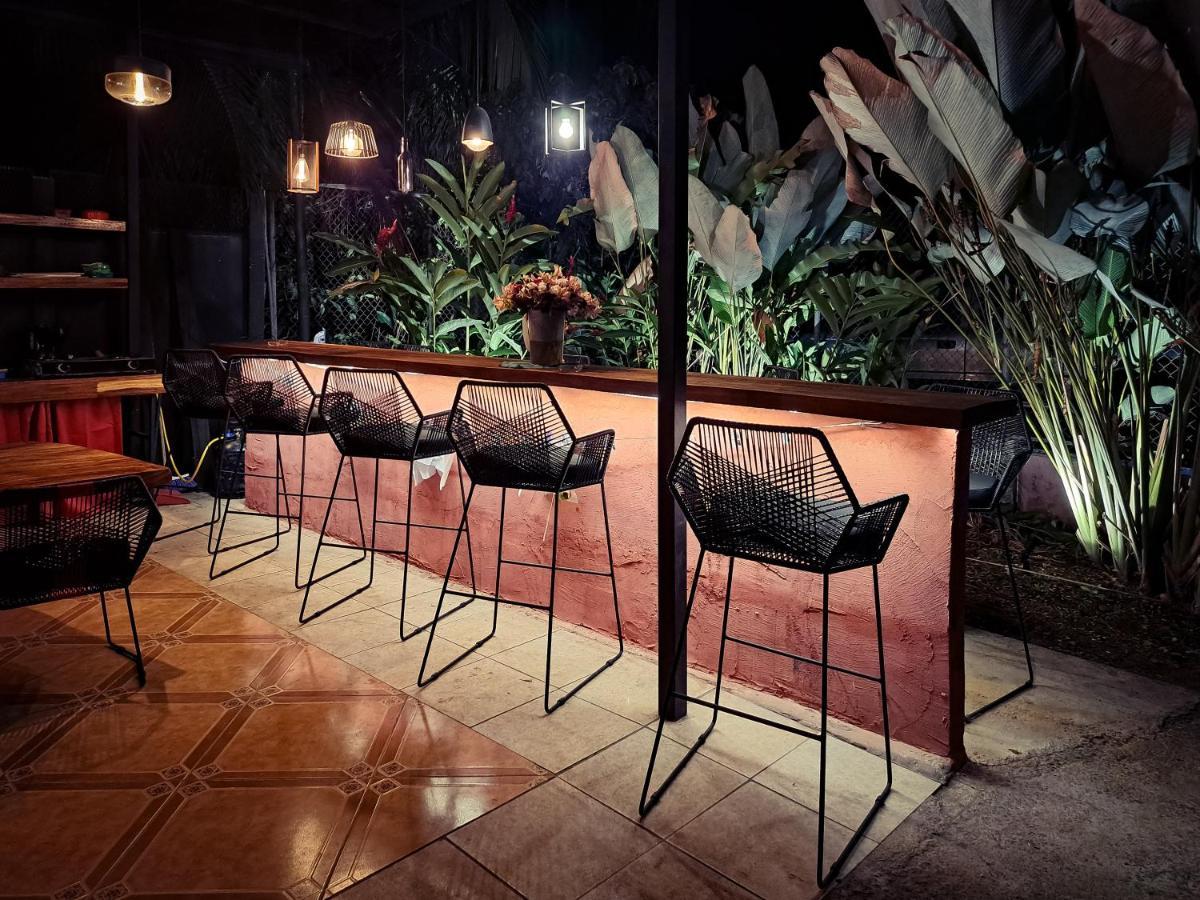 Отель Casa Fotr Loco Увита Экстерьер фото