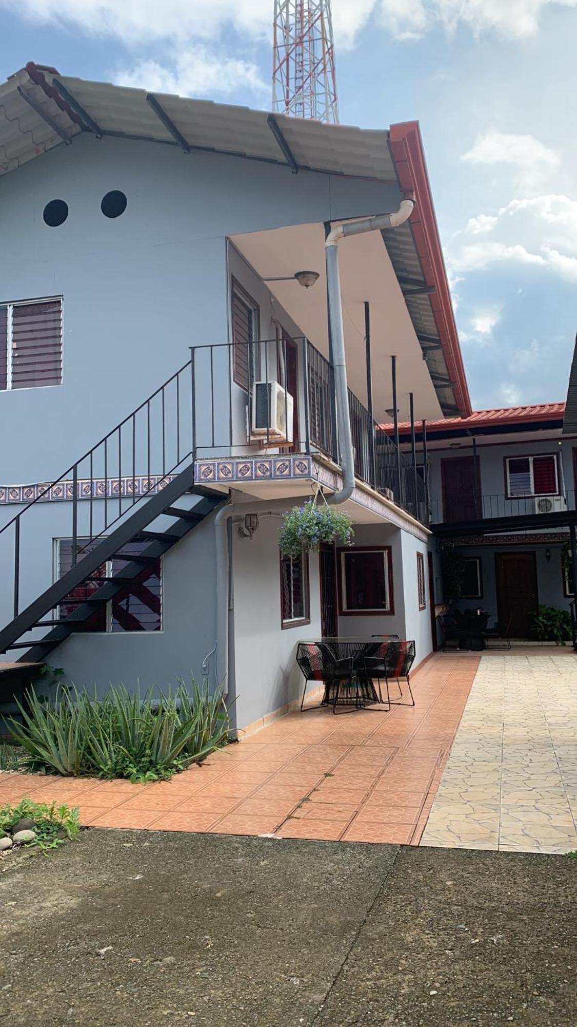 Отель Casa Fotr Loco Увита Экстерьер фото